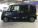 エンジンルーム、室内、クリーニング済みです。厳選したお車を屋内展示場にて展示中☆車両品質には自信がございます!ぜひ一度ご来店ください!!