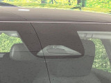 【ホンダセンシング】走行中に前方の車両等を認識し、衝突しそうな時は警報とブレーキで衝突回避と被害軽減をアシスト。より安全にドライブをお楽しみいただけます。