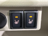 【シートヒーター】寒い日に重宝するシートヒーター!エアコンより早く温まってくれるので寒がりの人も安心ですね♪エアコンの温風は乾燥するから苦手、という方にもをおすすめです。