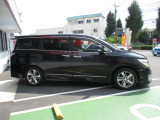 希望ナンバーや保証期間を延ばす延長保証などもございます。詳しくはスタッフまでお問い合わせください。