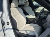 運転席シート付近