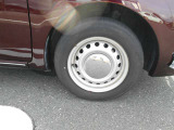 純正ホイールキャップ装着車です。