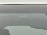 【ドライブレコーダー】映像・音声などの運転中の記録を残します。事故などを起こした起こされた時の証拠になりえますので、もしも時でも安心ですね。