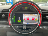 バックカメラ:便利な【バックカメラ】で安全確認もできます。駐車が苦手な方にもオススメな便利機能です。