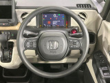 【ステアリングスイッチ】運転中、前方から目線をそらすことなく、オーディオ等の操作が可能な便利機能!安心&快適なドライブを演出してくれます♪