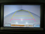 バックモニター付きで駐車も楽々です。