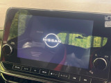 【メーカー純正ナビ】インテリアに溶け込むスタイリッシュな「専用設計」メーカーナビを装備♪視認性や操作性など基本性能にも優れ、より上質なカーライフをお楽しみいただけます。