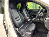 運転席シート廻りは使用感も少なく、良好な状態となっています。丁寧に使われていたことがよくわかりますね。