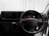 運転席に座ると☆こんな感じです♪