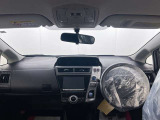 落ち着いたカラーの内装で、ゆったりと運転したい方に。