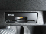 ビルトインETC2・0 インストルメントパネルのデザインにフィットするETCです。