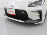 TRD製GRフロントスポイラーを装着しております。