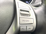 【クルーズコントロール】高速道路もラクラク走行。アクセルを離しても一定速度で走行ができ、長距離運転時の負担を軽減!加速・減速も簡単なスイッチ操作で調整できます。