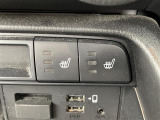【シートヒーター】シートを温めてくれる暖房機器です!長時間座っていると負担が掛かりやすい背中や腰、または冬場などの寒い日に冷えやすい脚部に快適なぬくもりを伝えます。