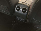 総在庫で600台ほどの取り扱いがございます。弊社デモカー使用の車両やメーカー使用の車両などもご紹介ができます。
