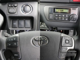 プッシュスタート・ETC・ステアリングスイッチなど運転するうえで嬉しい装備が充実しております!!