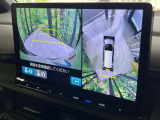 【マルチビューカメラシステム】専用のカメラにより、上から見下ろしたような視点で360度クルマの周囲を確認することができます☆死角部分も確認しやすく、狭い場所での切り返しや駐車もスムーズに行えます。
