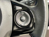 高速道路を快適に走行できる全車速追従機能付ACC(アダプティブクル-ズコントロ-ル)スイッチが付いています(^^♪
