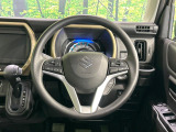 【ステアリングスイッチ】運転中、前方から目線をそらすことなく、オーディオ等の操作が可能な便利機能!安心&快適なドライブを演出してくれます♪