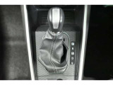 ミッションはCVTを搭載しておりますのでシームレスな加速と低燃費を体感できます。