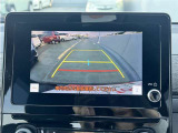 バックカメラが付いているので後方確認が非常にしやすいです。今や運転初心者も熟練者も必須装備!ついていて損はないですね♪