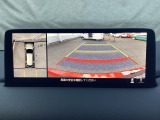 狭い場所での駐車やすれ違いなどでより的確な運転操作に役立つ360°ビューモニターが装備されています。