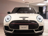 フロントフェイスはMINIアイコンとして永らく愛されるデザイン性の良さと、ブランドの魅力を感じる事ができます。