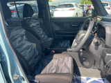 運転席シート廻りは使用感も少なく、良好な状態となっています。丁寧に使われていたことがよくわかりますね。