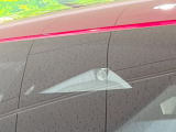 【i-ACTIVESENSE】走行中に前方の車両等を認識し、衝突しそうな時は警報とブレーキで衝突回避と被害軽減をアシスト。より安全にドライブをお楽しみいただけます。