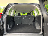 普段のお買い物や通勤、送迎等に十分な荷室スペースを確保しております。セカンドシートを倒すと、大きな荷物の積載も可能です♪