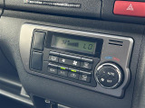 【オートエアコン】車内温度を感知して自動で温度調整をしてくれるのでいつでも快適な車内空間を創り上げます。