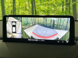 【360°ビューモニター】専用のカメラにより、上から見下ろしたような視点で360度クルマの周囲を確認することができます☆死角部分も確認しやすく、狭い場所での切り返しや駐車もスムーズに行えます。