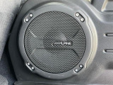 旅に欠かせないお気に入りの音楽を奏でるのは、ALPINEのオーディオシステム