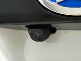 ナビゲーション等を装着した場合にバックするとき後方の安全確認ができるバックカメラが付いてます