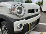 ヘッドライトは、明るいLEDタイプになっています。