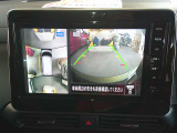 アラウンドビューモニター付き!車両を真上から見ているような映像で車庫入れも安心!!