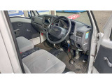ゆったりとした運転席で快適な乗り心地のシートです!ぜひご来店いただき実際にお試し頂ければと思います!