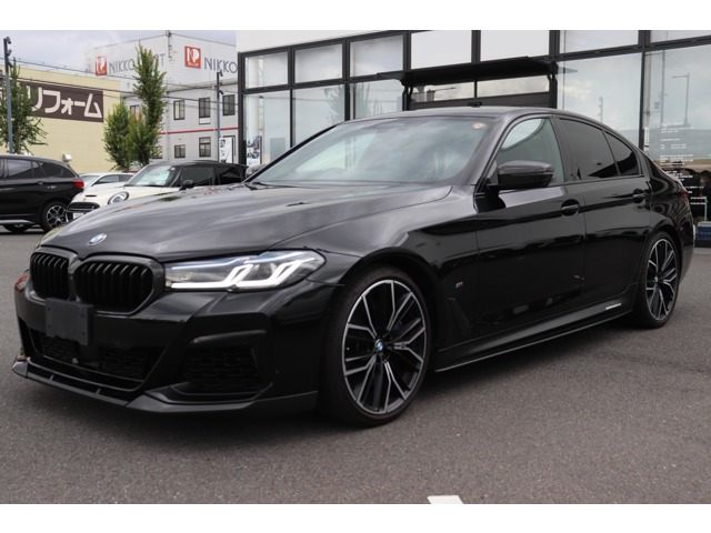 5シリーズセダン M550i xドライブ 4WD 