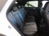 ISOFIX(イソフィックス)基準適合チャイルドシート固定装置!!安心楽々で対応チャイルドシートが取付できます。