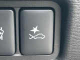 【三菱e-Assist】走行中に前方の車両等を認識し、衝突しそうな時は警報とブレーキで衝突回避と被害軽減をアシスト。より安全にドライブをお楽しみいただけます。