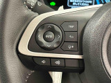 ナビゲーションやオーディオなどを取り付けた場合にはその操作がハンドルの手元でできるステアリングスイッチが付いてます