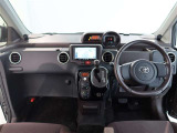 見通しのよいすっきりとした視界で、誰でも運転しやすいです。運転のしやすさは疲れにくさにも繋がりますよ♪