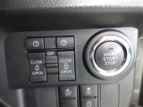 運転席から操作できる両側パワースライドドアのコントロールスイッチです(挟み込み防止機能付)