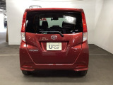 エンジン・ミッション等の主要機関から車内の快適装備、オイル等の消耗品に至るまで、国家整備士が点検整備を行います。
