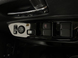 気になる車はすぐにお問い合わせください!画面右側の0066から始まる無料ダイヤルからお問い合わせ下さい!専門スタッフがお車のご質問にお答えいたします!
