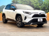 大好評のボディコーティング「弾スプラッシュコート」もご納車までに施工可能。通常のガラスコートと異なる、耐久年数6年の無機質ガラスコーティングが、ボディをキレイな状態に保ってくれます。