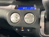 オートエアコンがついていますので、簡単操作で快適に過ごせます。希望の温度に自動調整してくれるのが便利です。