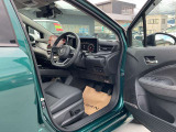 運転席周りです視界広々