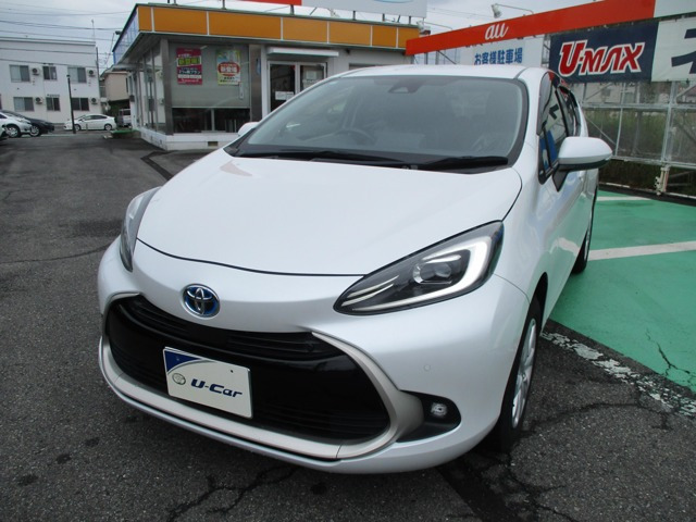 アクア  1.5 Z E-Four 4WD