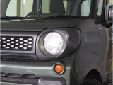 【ヘッドライト】省電力で長寿命の明るく運転しやすいLEDヘッドランプです。明るく照らすので暗い夜道からお客様を守ってくれます。お近くのスズキ自販島根までお越しください。